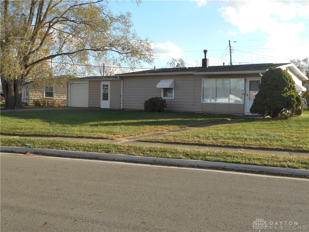 200 Fenwick Drive, New Carlisle, Ohio image 1