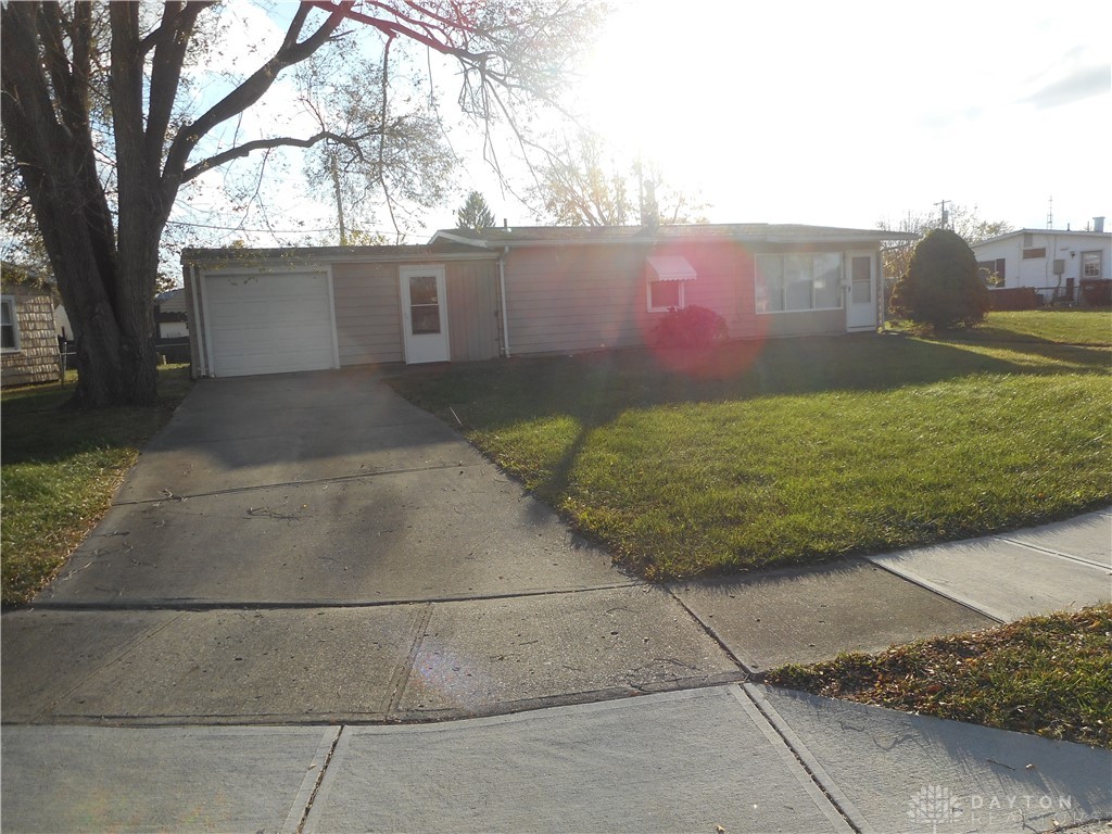 200 Fenwick Drive, New Carlisle, Ohio image 21