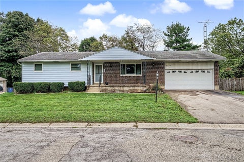 Photo of 5748 Mallard Drive, Huber Heights, OH 45424 (MLS # 969474)
