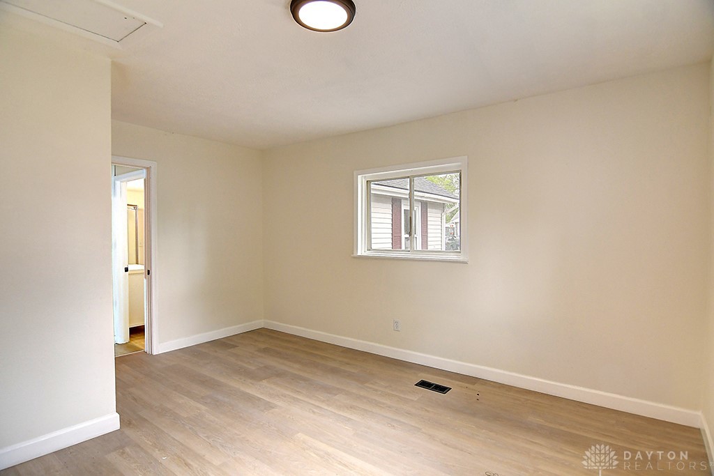 3417 Beechgrove Road, Moraine, Ohio image 20