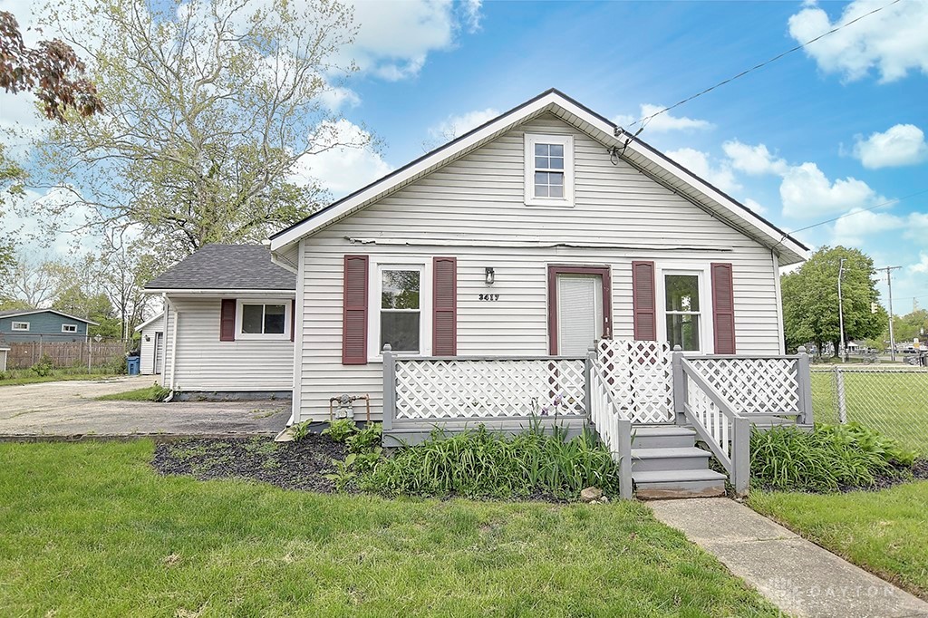 3417 Beechgrove Road, Moraine, Ohio image 1