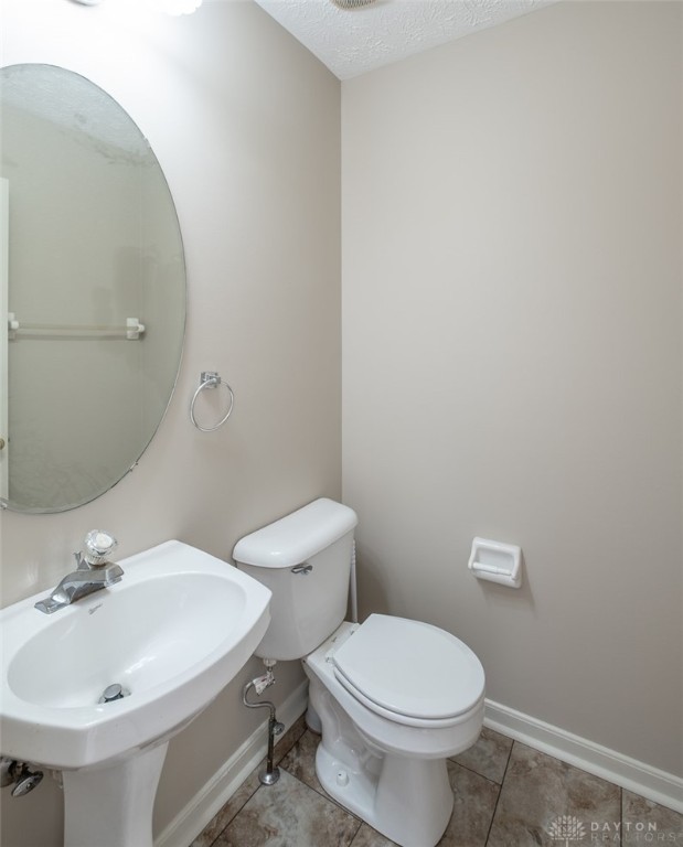 Huber Heights, Ohio 45424, United States, 4 Bedrooms Bedrooms, ,3 BathroomsBathrooms,Residential,Active,98746