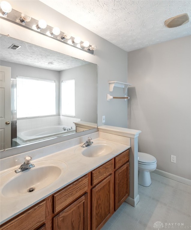 Huber Heights, Ohio 45424, United States, 4 Bedrooms Bedrooms, ,3 BathroomsBathrooms,Residential,Active,98746