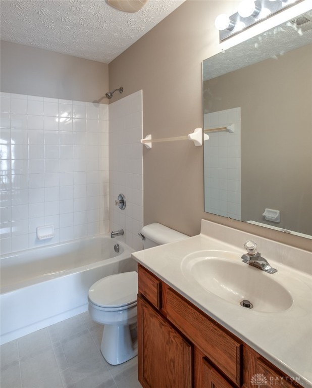 Huber Heights, Ohio 45424, United States, 4 Bedrooms Bedrooms, ,3 BathroomsBathrooms,Residential,Active,98746