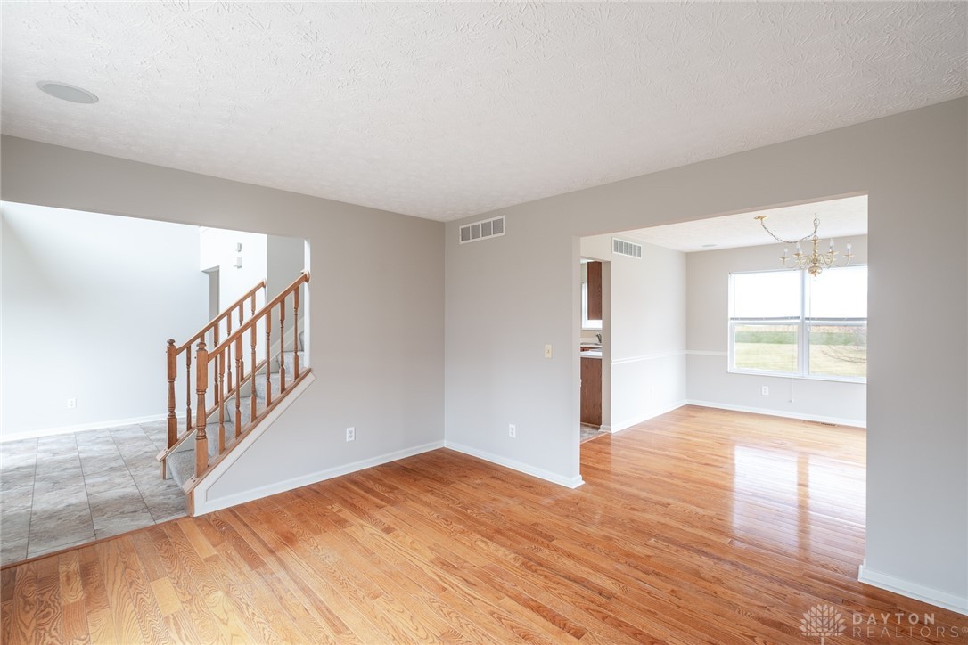 Huber Heights, Ohio 45424, United States, 4 Bedrooms Bedrooms, ,3 BathroomsBathrooms,Residential,Active,98746