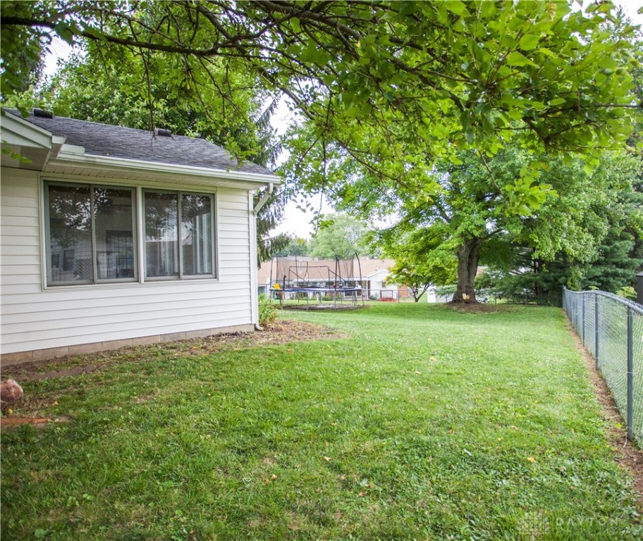 Xenia, Ohio 45385, United States, 4 Bedrooms Bedrooms, ,3 BathroomsBathrooms,Residential,Pending,171970