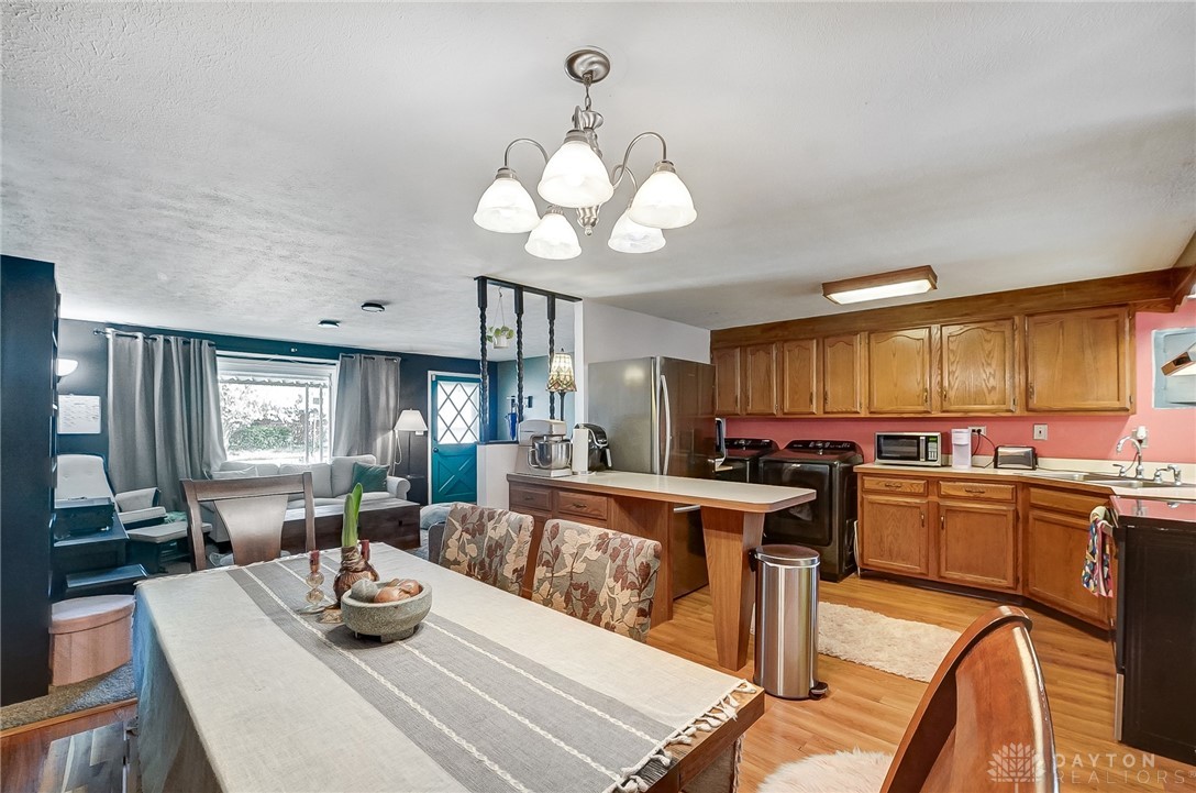 4741 Rexwood Drive, Dayton, Ohio image 9