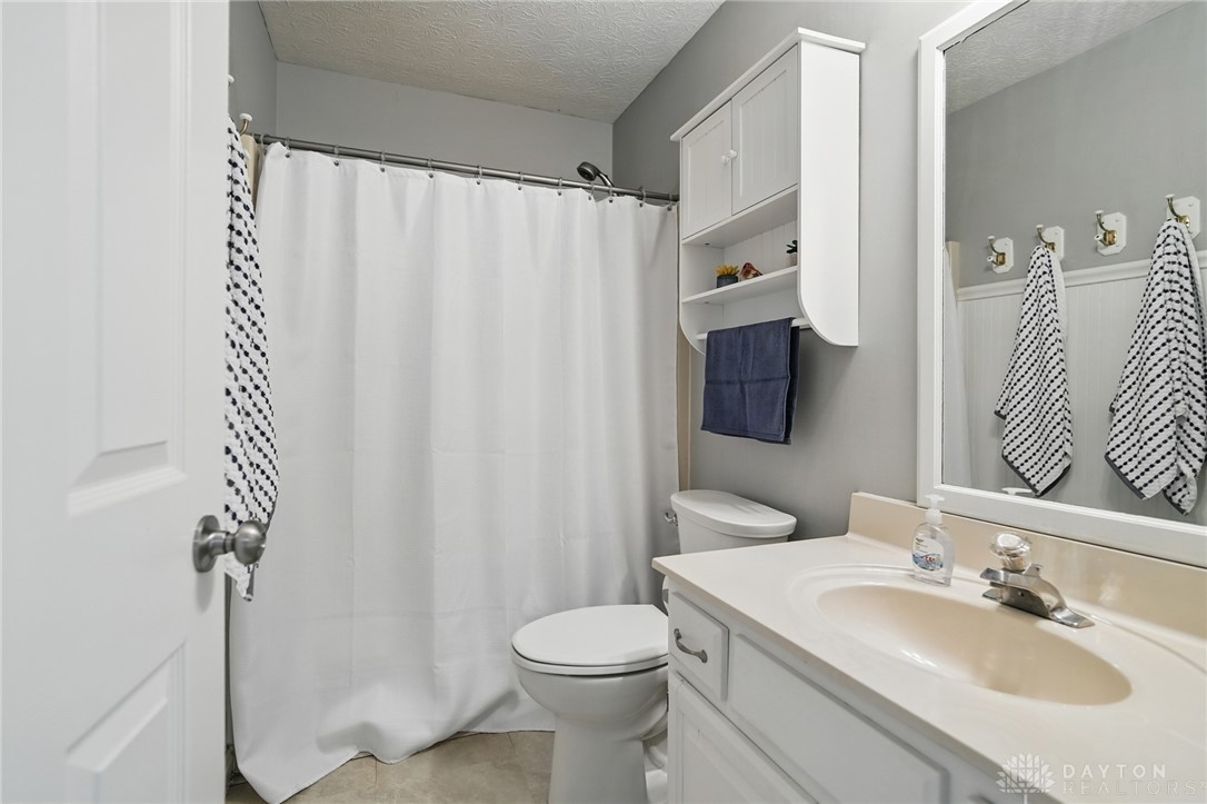 1835 Thornwood Court, Troy, Ohio image 43