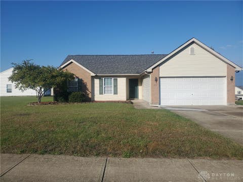 Homes For Rent - 295 Keswick Drive<br/> Monroe, OH 45050