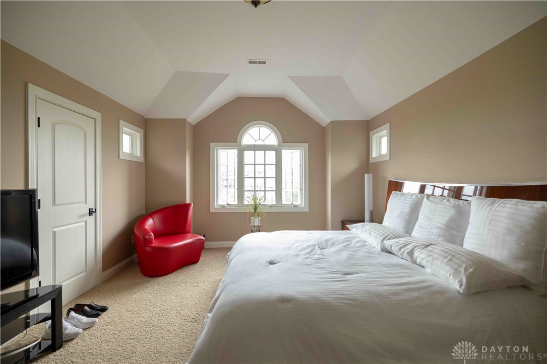 429 Braytonburne Drive, Springfield, Ohio image 39
