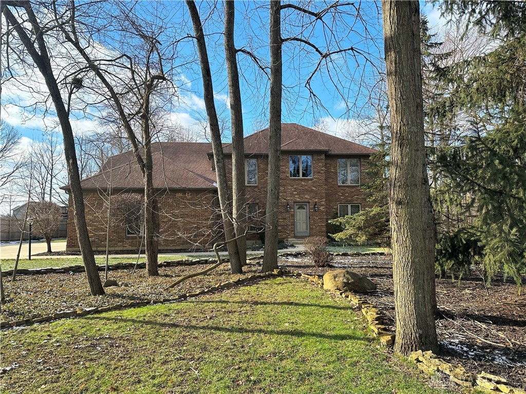 1730 Conwood Drive, Troy, Ohio image 2