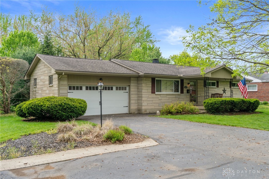 4195 N Linda Drive, Bellbrook, Ohio image 1