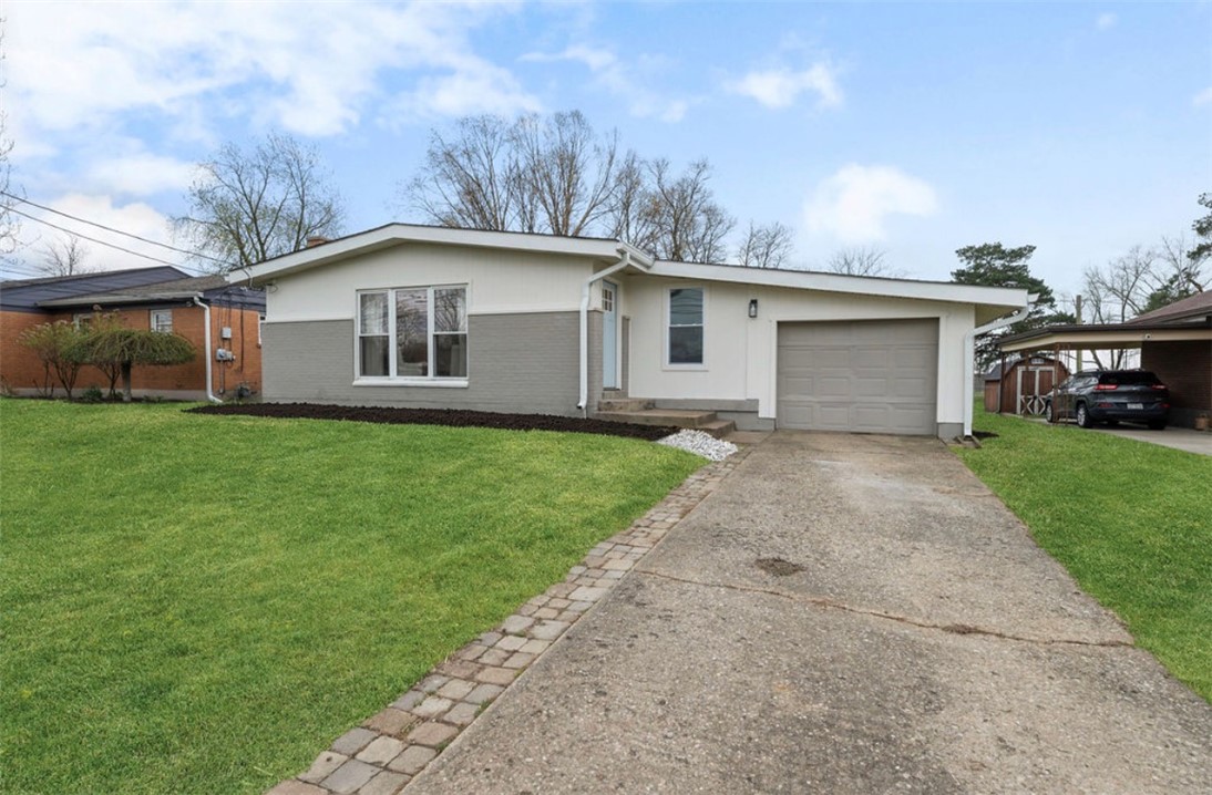 17 Desales Avenue