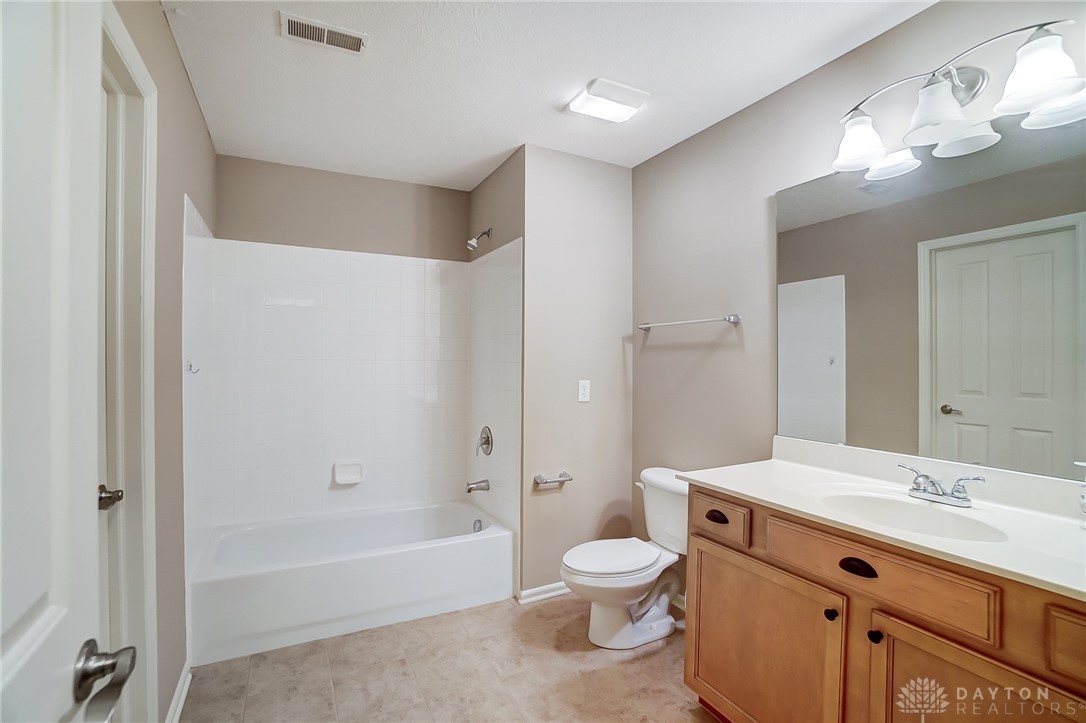 6886 Liberty Circle #6, West Chester, Ohio image 41