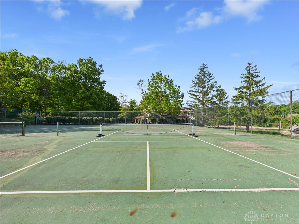 Beavercreek, Ohio 45431, United States, 3 Bedrooms Bedrooms, ,3 BathroomsBathrooms,Residential,Pending,136166