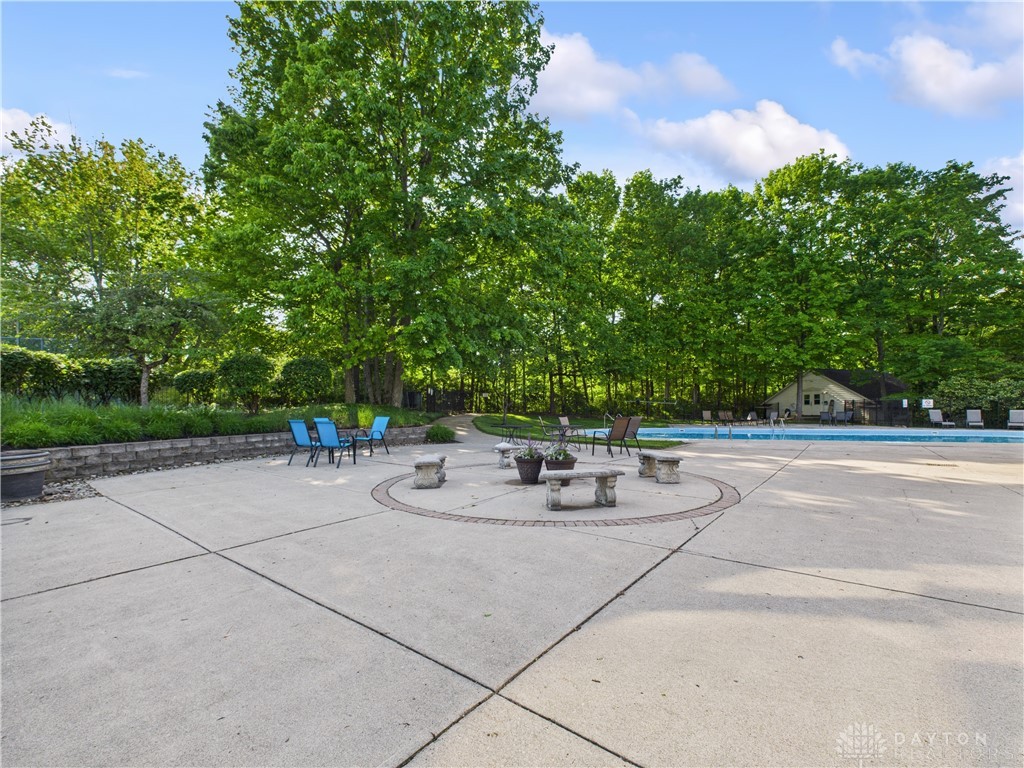 Beavercreek, Ohio 45431, United States, 3 Bedrooms Bedrooms, ,3 BathroomsBathrooms,Residential,Pending,136166