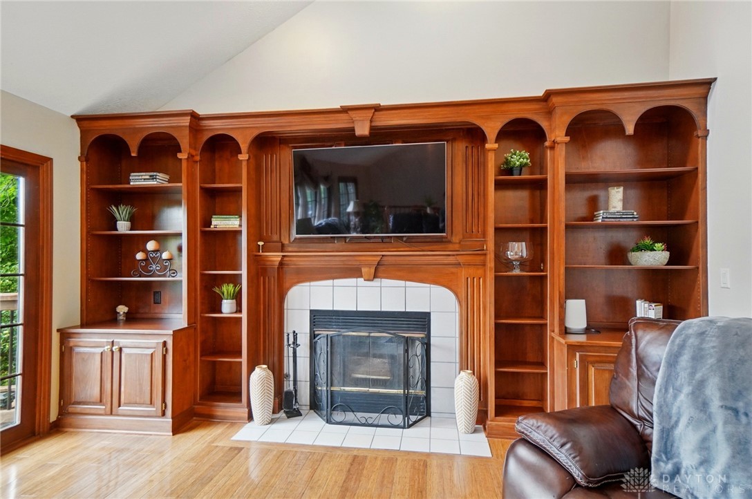 2152 Hidden Woods Boulevard, Beavercreek, Ohio image 13