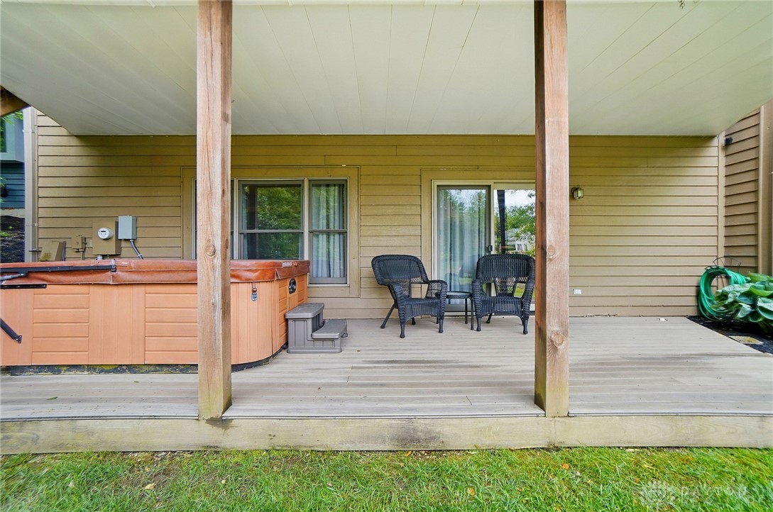 Beavercreek, Ohio 45431, United States, 3 Bedrooms Bedrooms, ,3 BathroomsBathrooms,Residential,Pending,136166