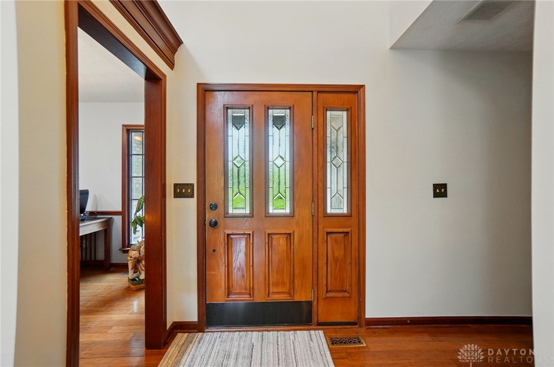 2152 Hidden Woods Boulevard, Beavercreek, Ohio image 8