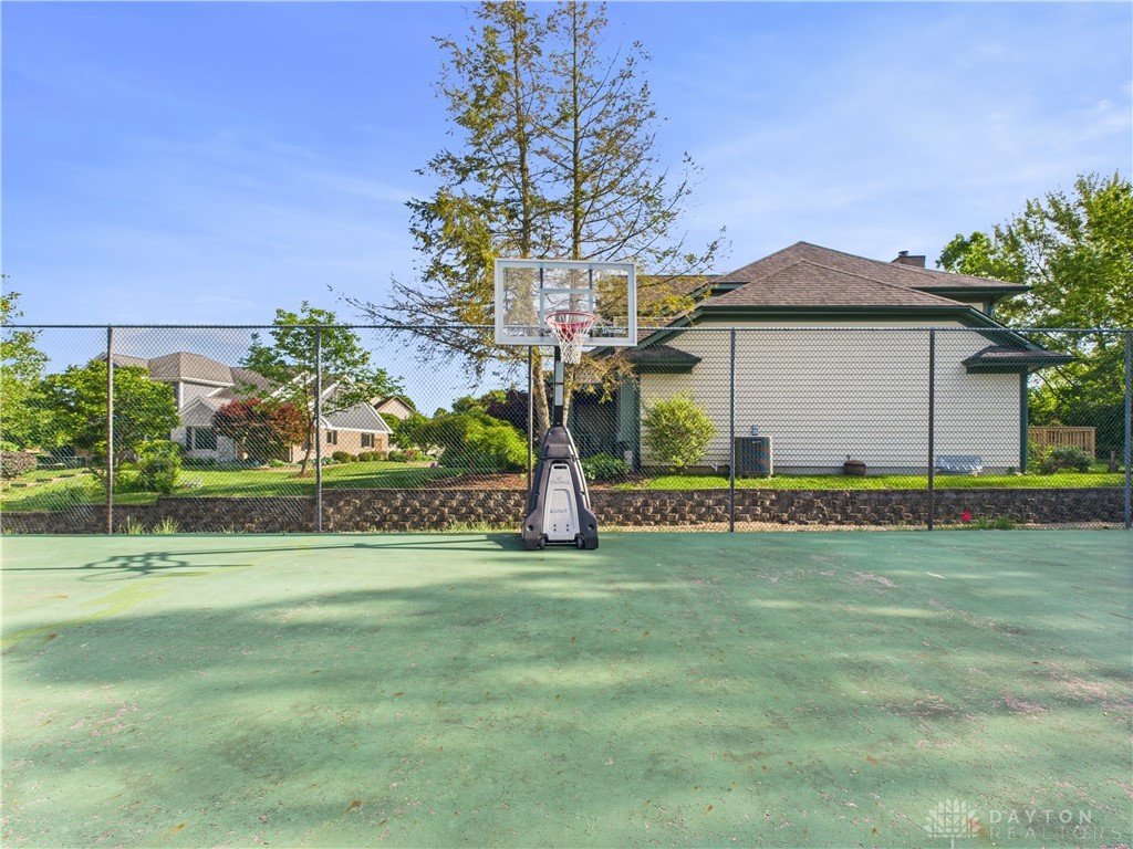 Beavercreek, Ohio 45431, United States, 3 Bedrooms Bedrooms, ,3 BathroomsBathrooms,Residential,Pending,136166