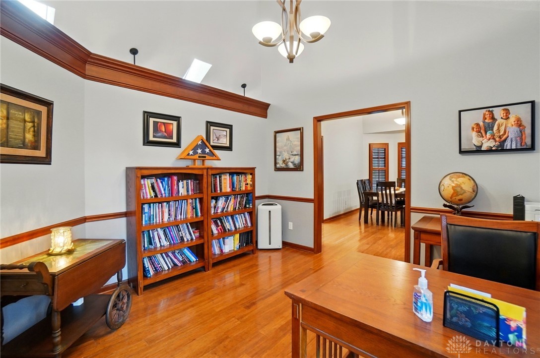 2152 Hidden Woods Boulevard, Beavercreek, Ohio image 25