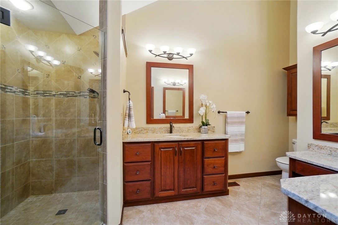 2152 Hidden Woods Boulevard, Beavercreek, Ohio image 28
