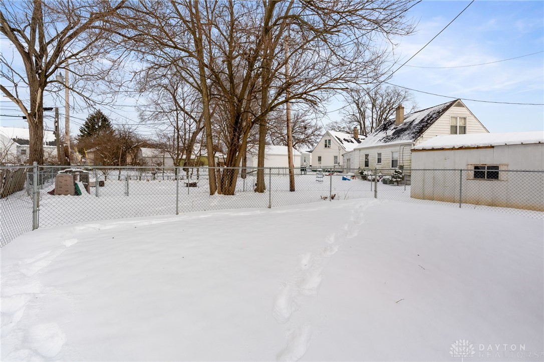 257 Holmes Drive, Fairborn, Ohio image 36