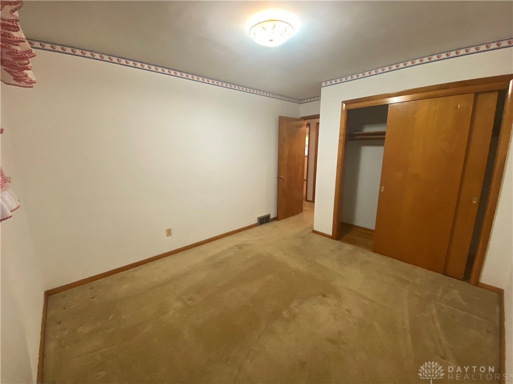 110 N Kimmel Road, Clayton, Ohio image 12