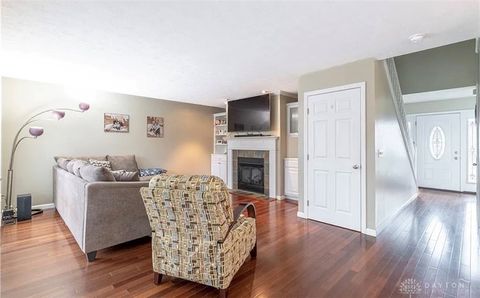 Tiny photo for 270 Sycamore Springs Drive, Springboro, OH 45066 (MLS # 947038)