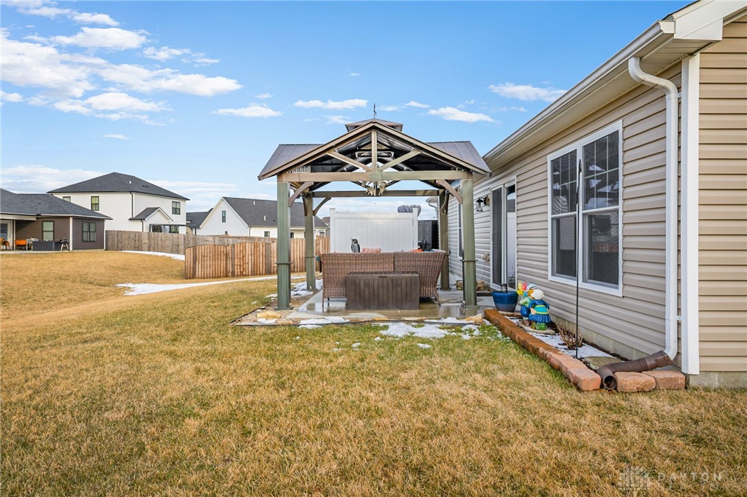 2735 Douglas Drive, Troy, Ohio image 41