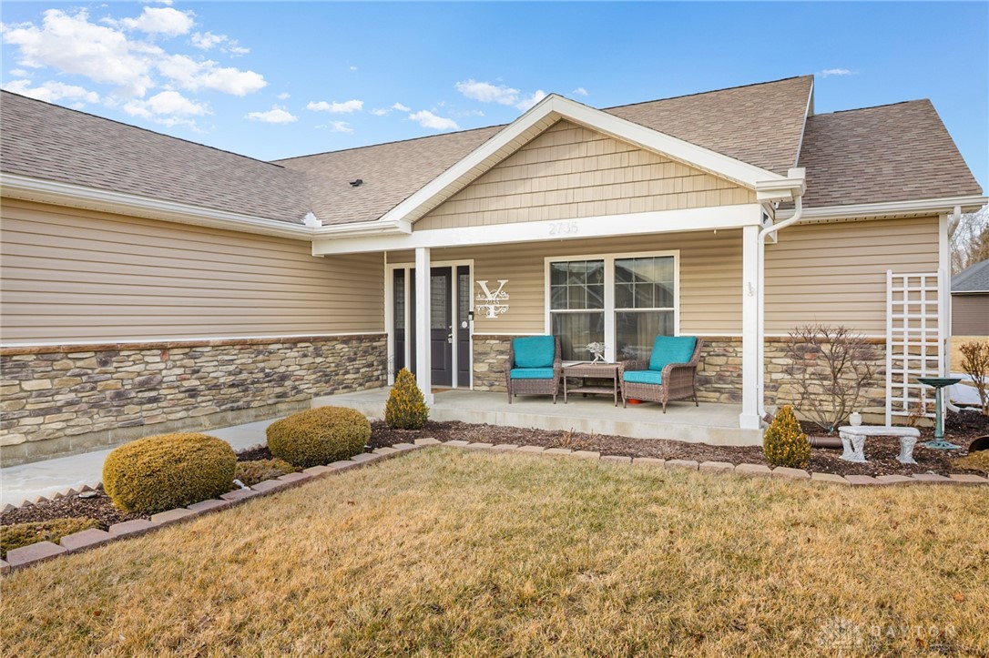 2735 Douglas Drive, Troy, Ohio image 3