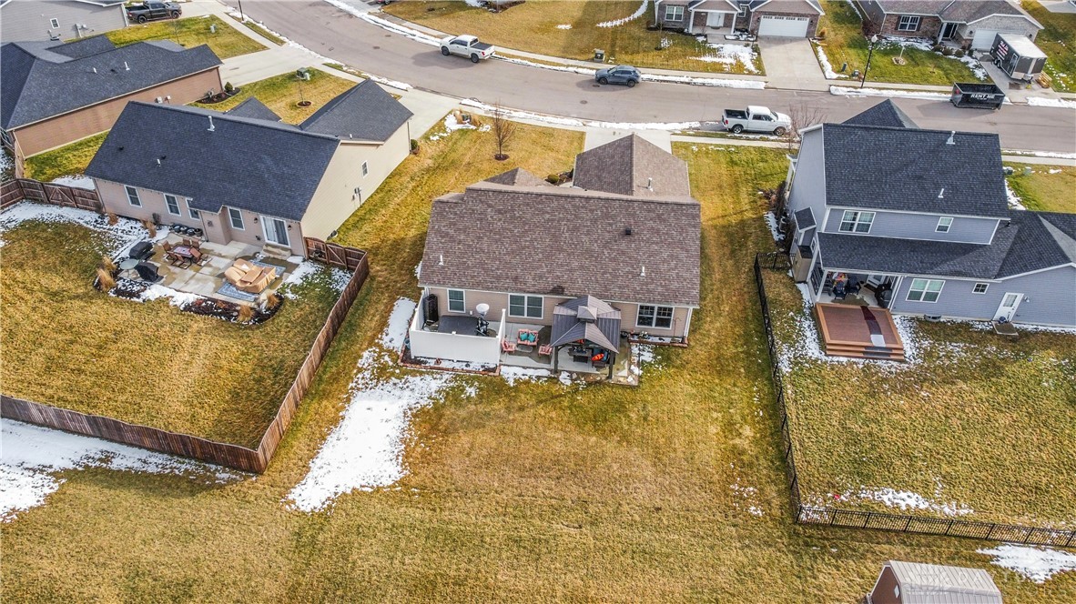 2735 Douglas Drive, Troy, Ohio image 45