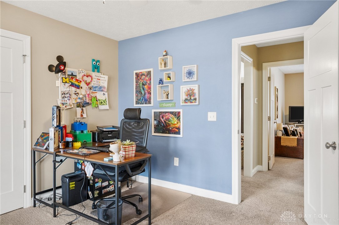 2735 Douglas Drive, Troy, Ohio image 35