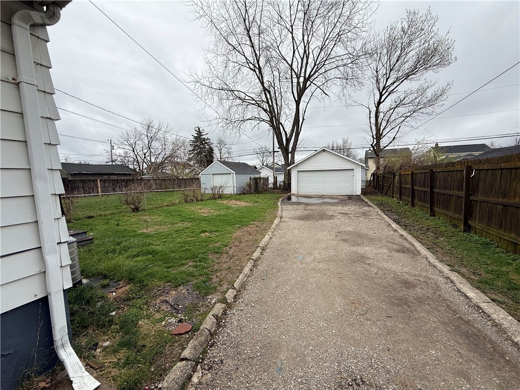 2122 S Smithville Road