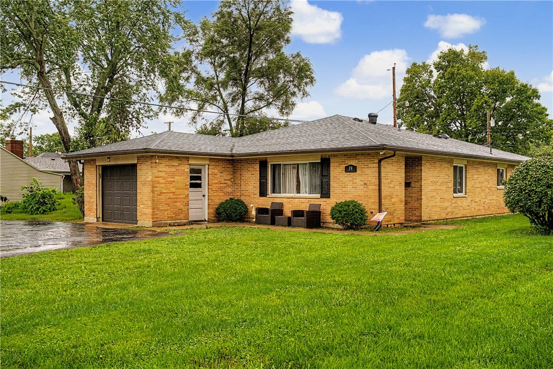 19 Gloria Avenue