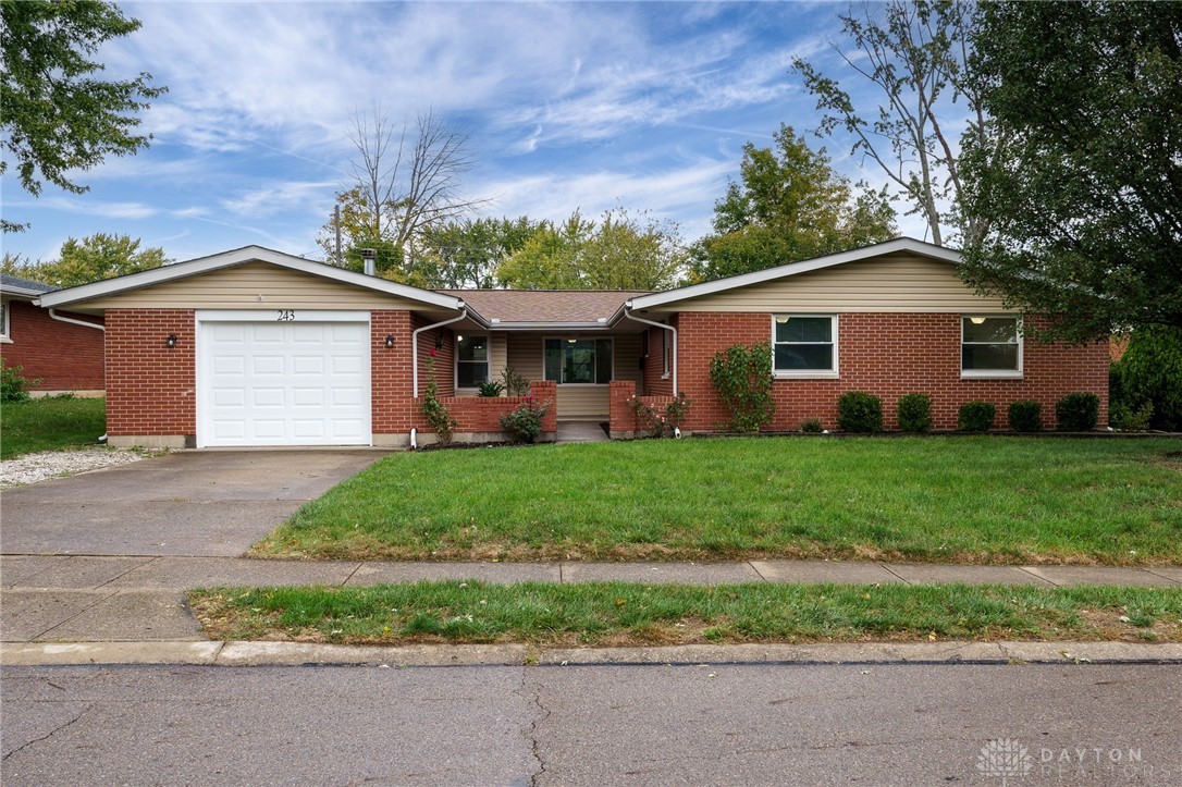 243 Fairway Drive, Fairborn, Ohio image 3