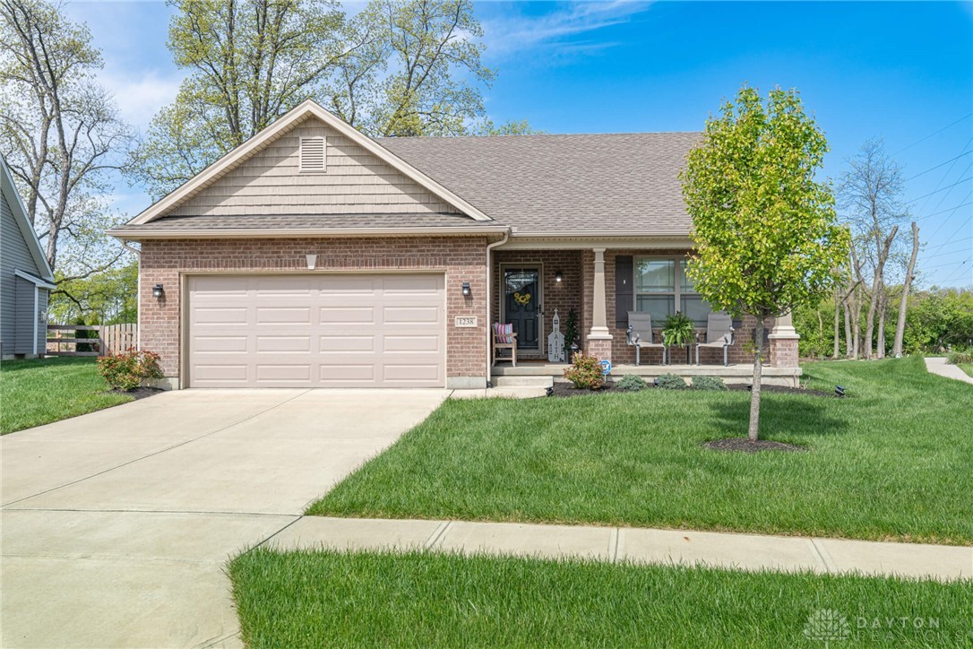 1238 Redbud Circle, Germantown, Ohio image 1