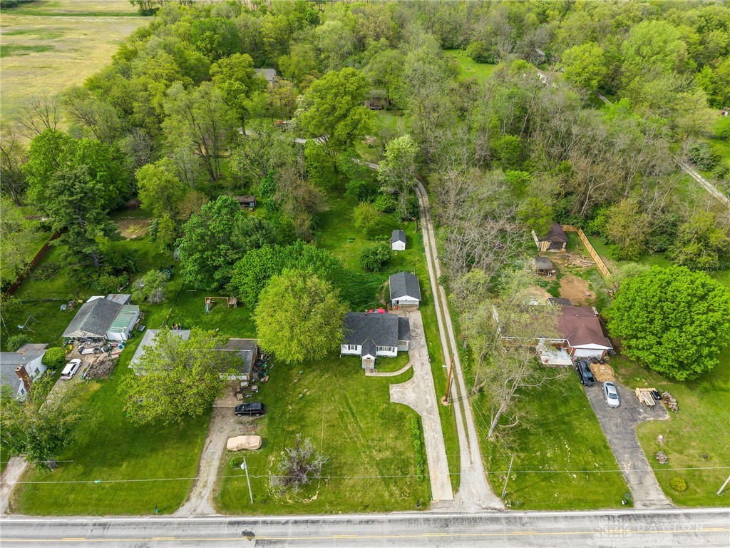 1012 W Sparrow Road, Springfield, Ohio image 38