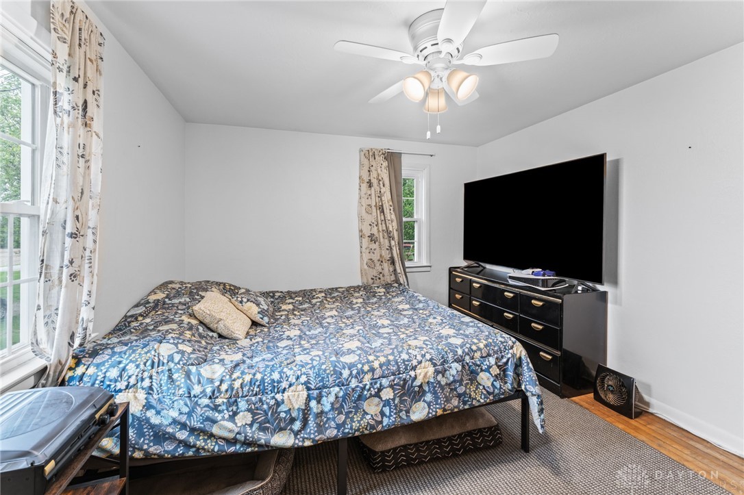 1012 W Sparrow Road, Springfield, Ohio image 25