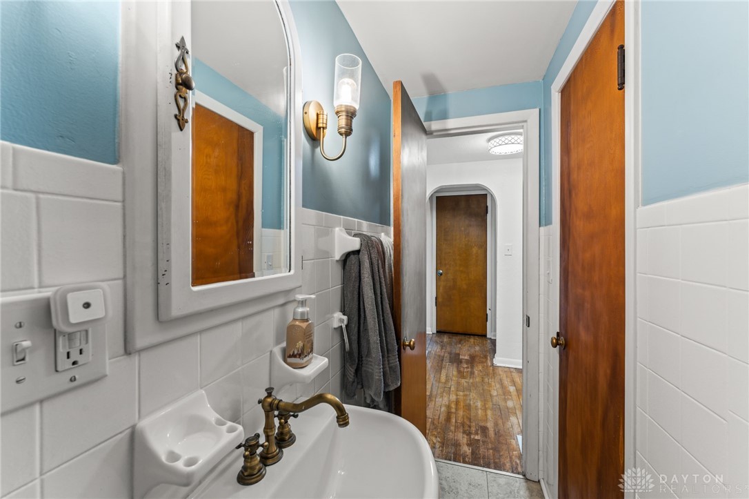 1012 W Sparrow Road, Springfield, Ohio image 23