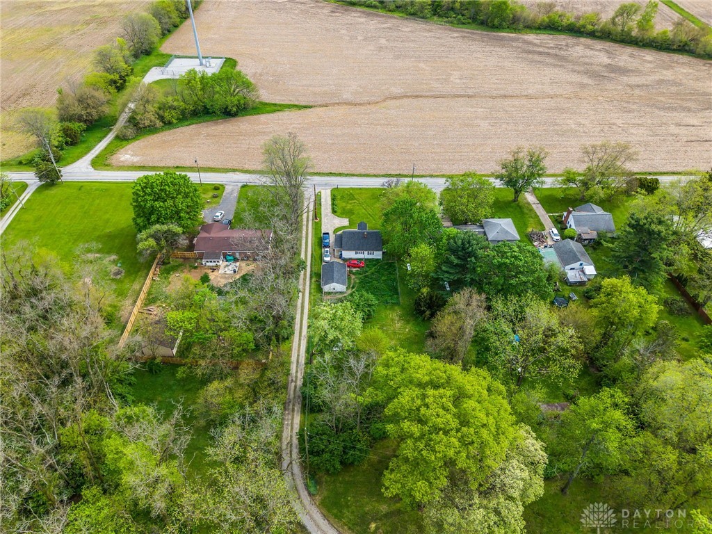 1012 W Sparrow Road, Springfield, Ohio image 40