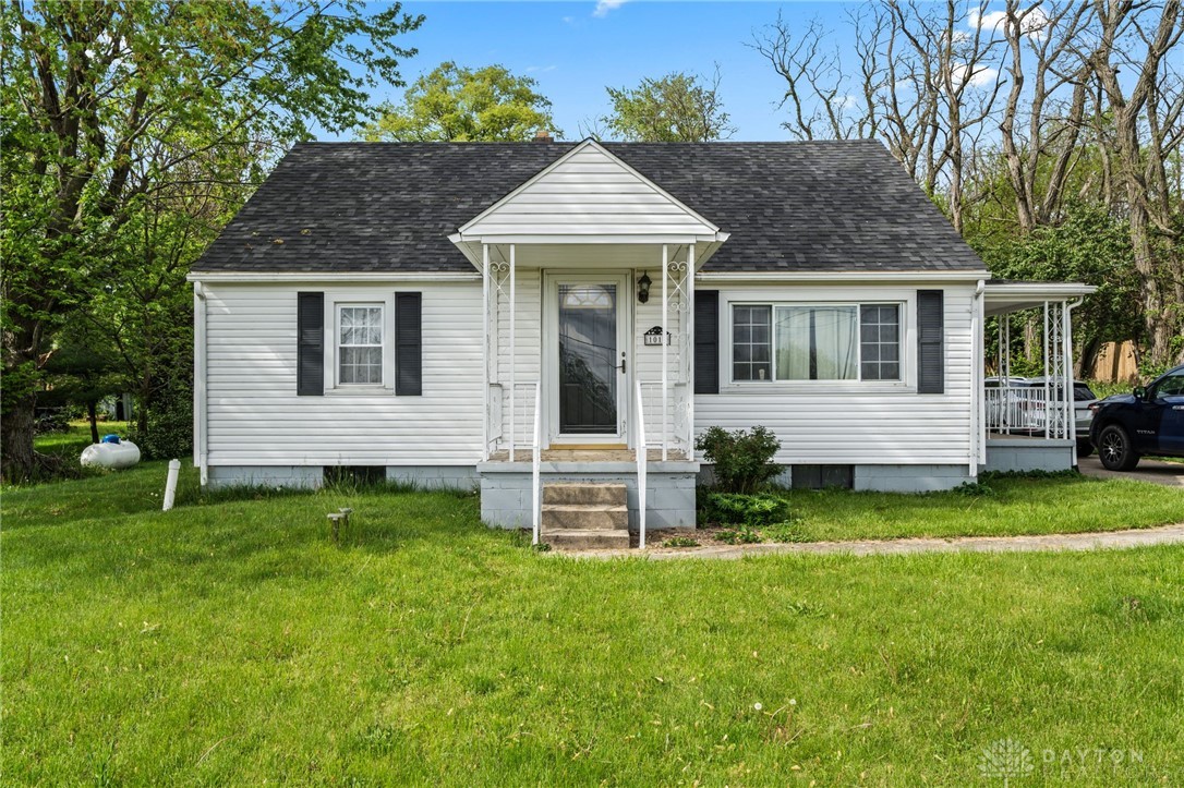 1012 W Sparrow Road, Springfield, Ohio image 3