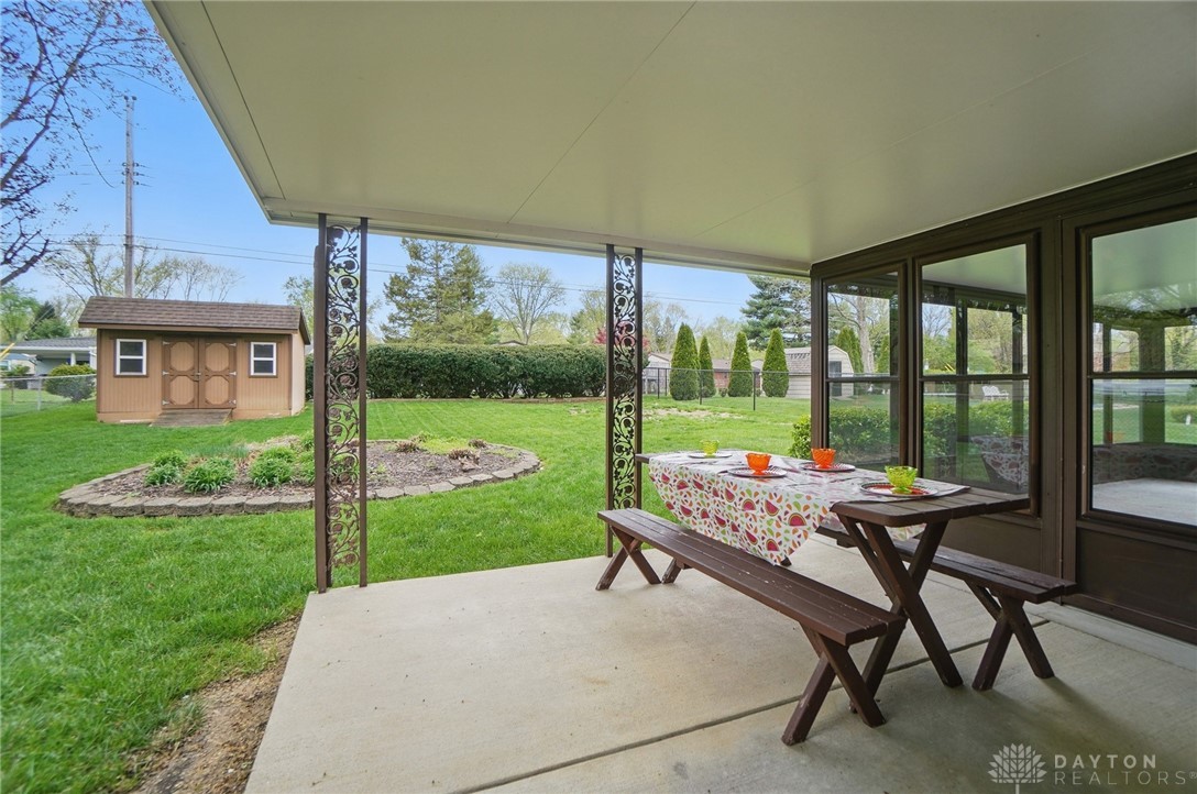 4271 Bellemeade Drive, Bellbrook, Ohio image 30