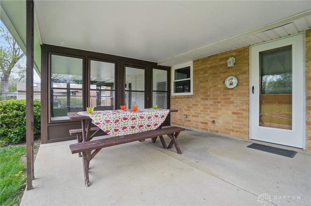 4271 Bellemeade Drive, Bellbrook, Ohio image 28
