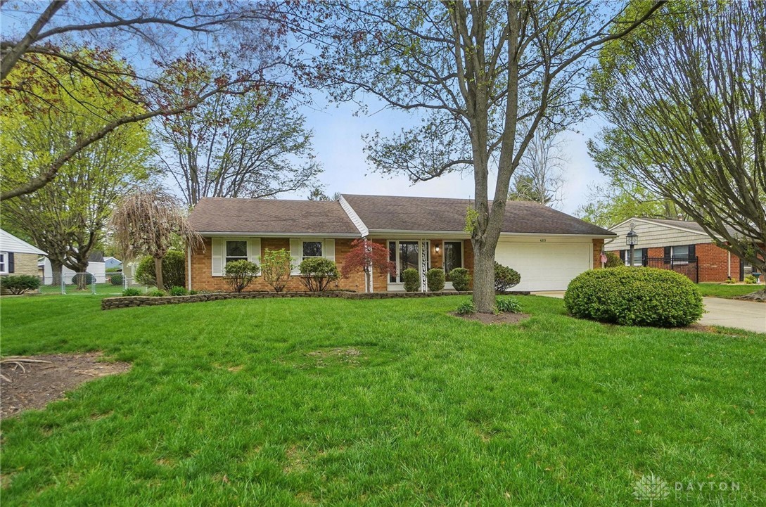 4271 Bellemeade Drive, Bellbrook, Ohio image 5