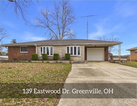 Photo of 139 Eastwood Dr, Greenville, OH 45331 (MLS # 952611)