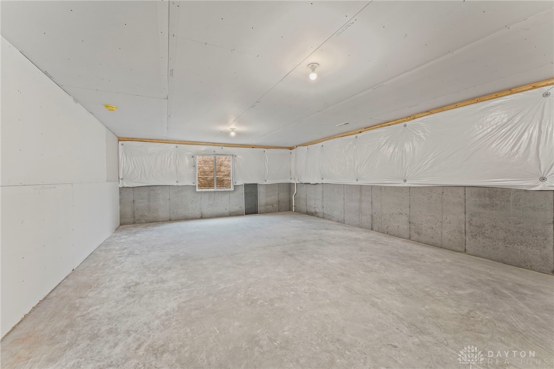 755 W Bentley Circle, Troy, Ohio image 44