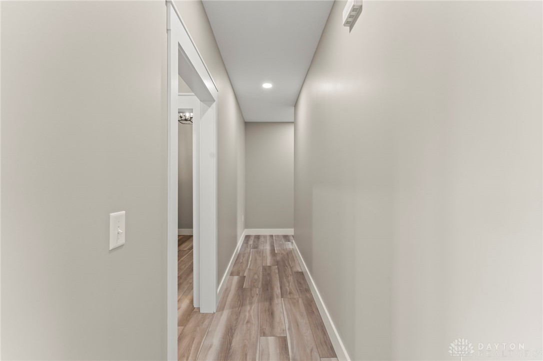 755 W Bentley Circle, Troy, Ohio image 19