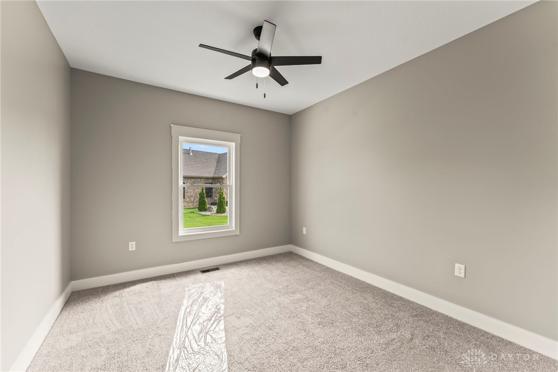 755 W Bentley Circle, Troy, Ohio image 34