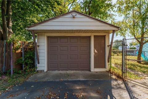 Tiny photo for 1840 Culver Avenue, Dayton, OH 45420 (MLS # 946068)